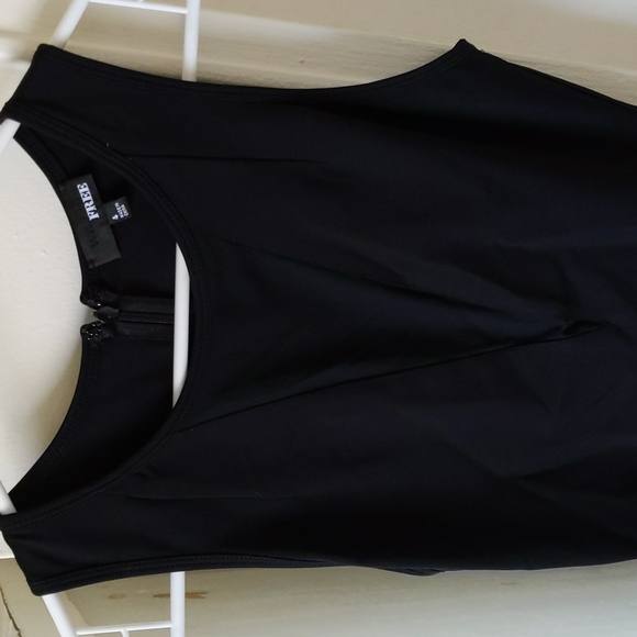 Aritzia Wilfred Free Ponte Mesh Dress - Picture 3 of 6